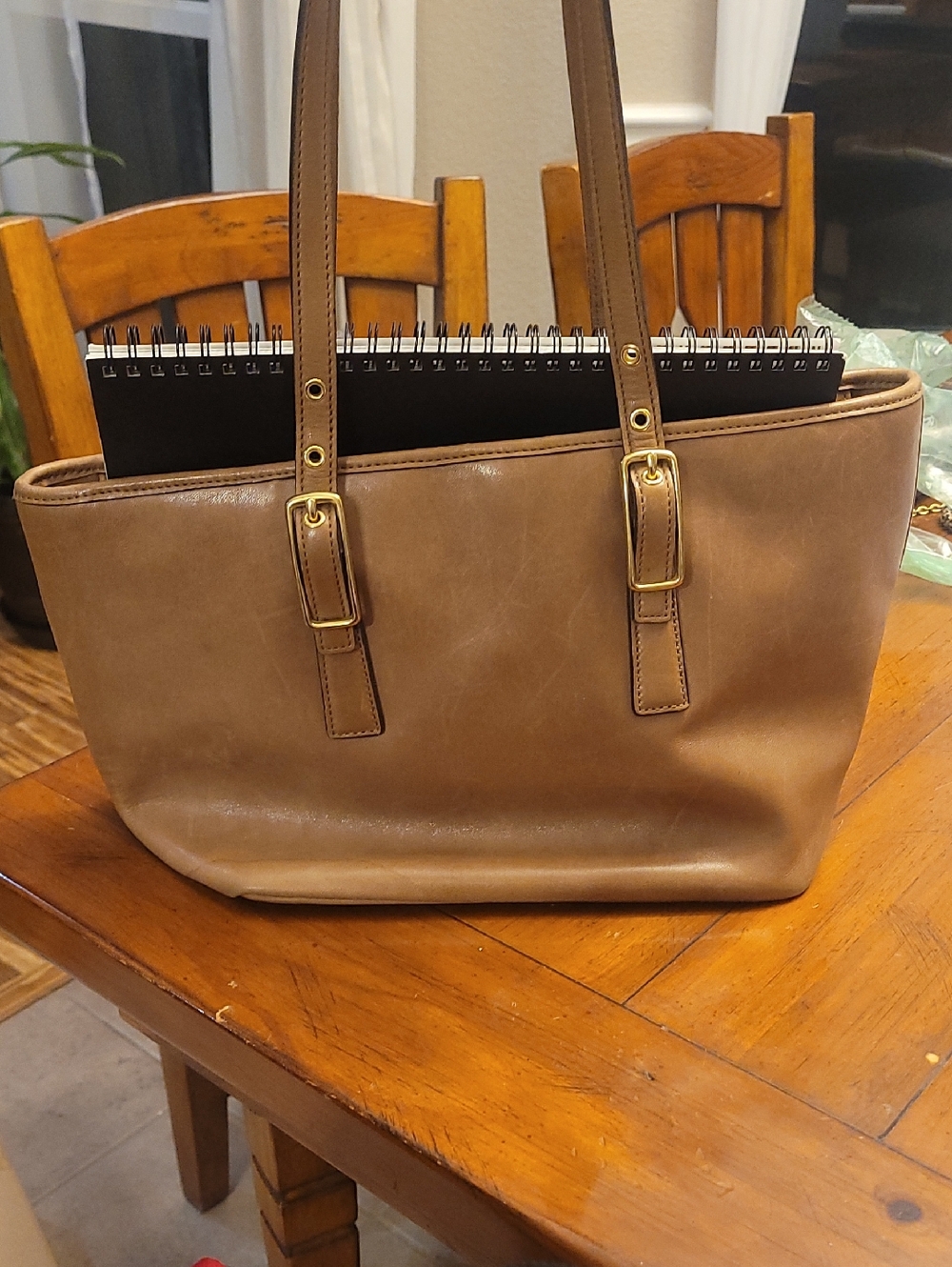 RARE COACH - Vintage Glove-Tanned Cowhide Smooth Leather Legacy Market Tote - Picture 12 of 14